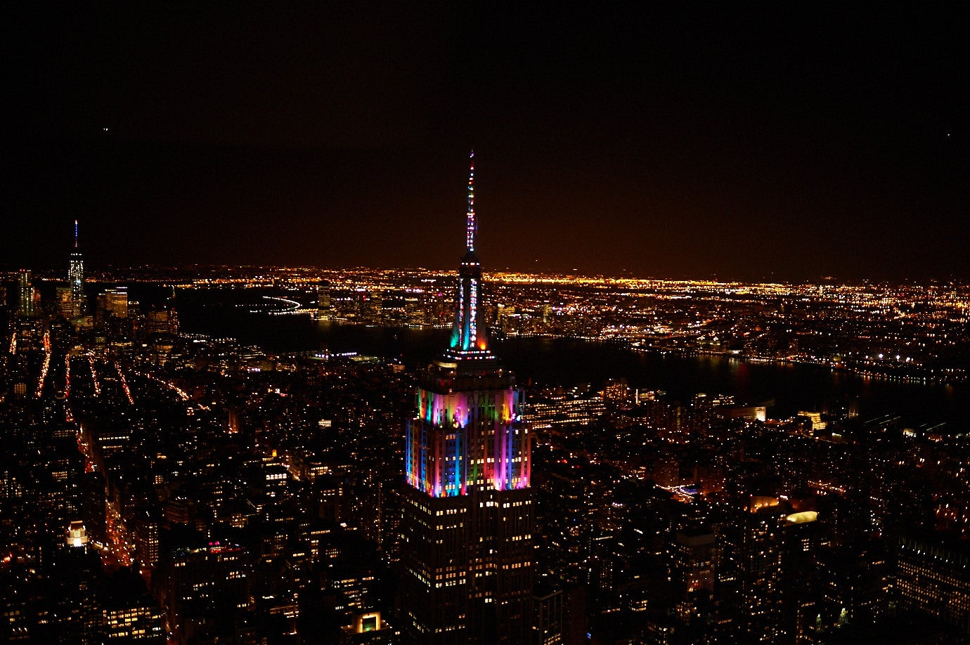 Twitter reacts to Empire State Building's bizarre Philadelphia